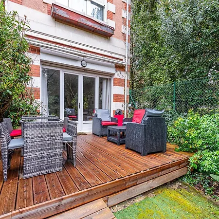 Rez-de-jardin 300m Plage, Parking