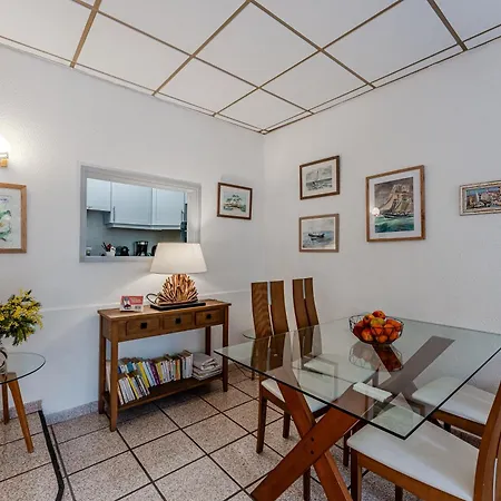 La Palmeraie 300m Plage, Calme Apartament *